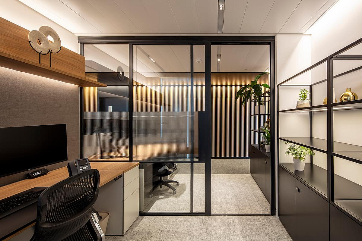 Simpson Thatcher & Bartlett office interior, London