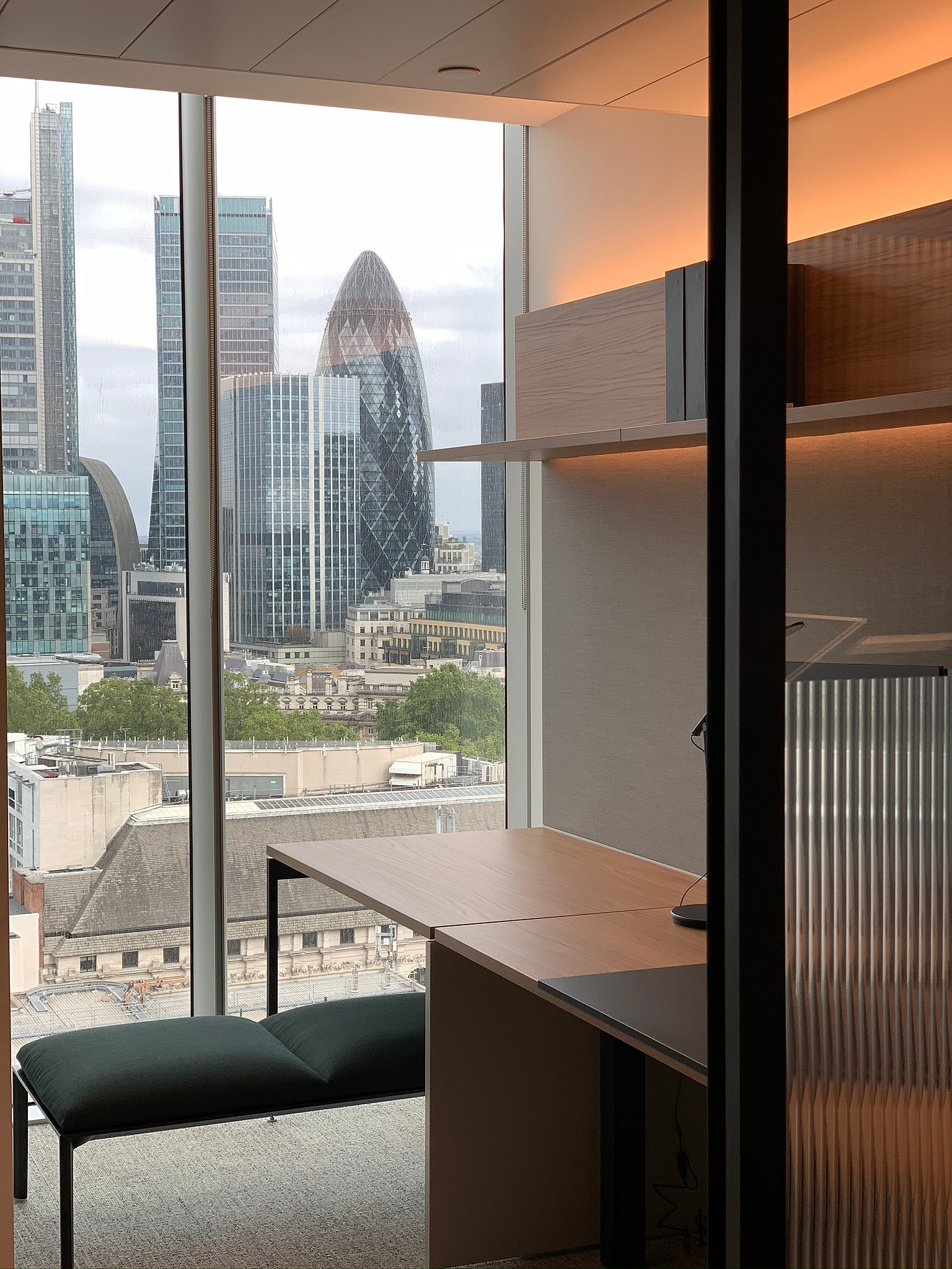 Simpson Thatcher & Bartlett office interior, London