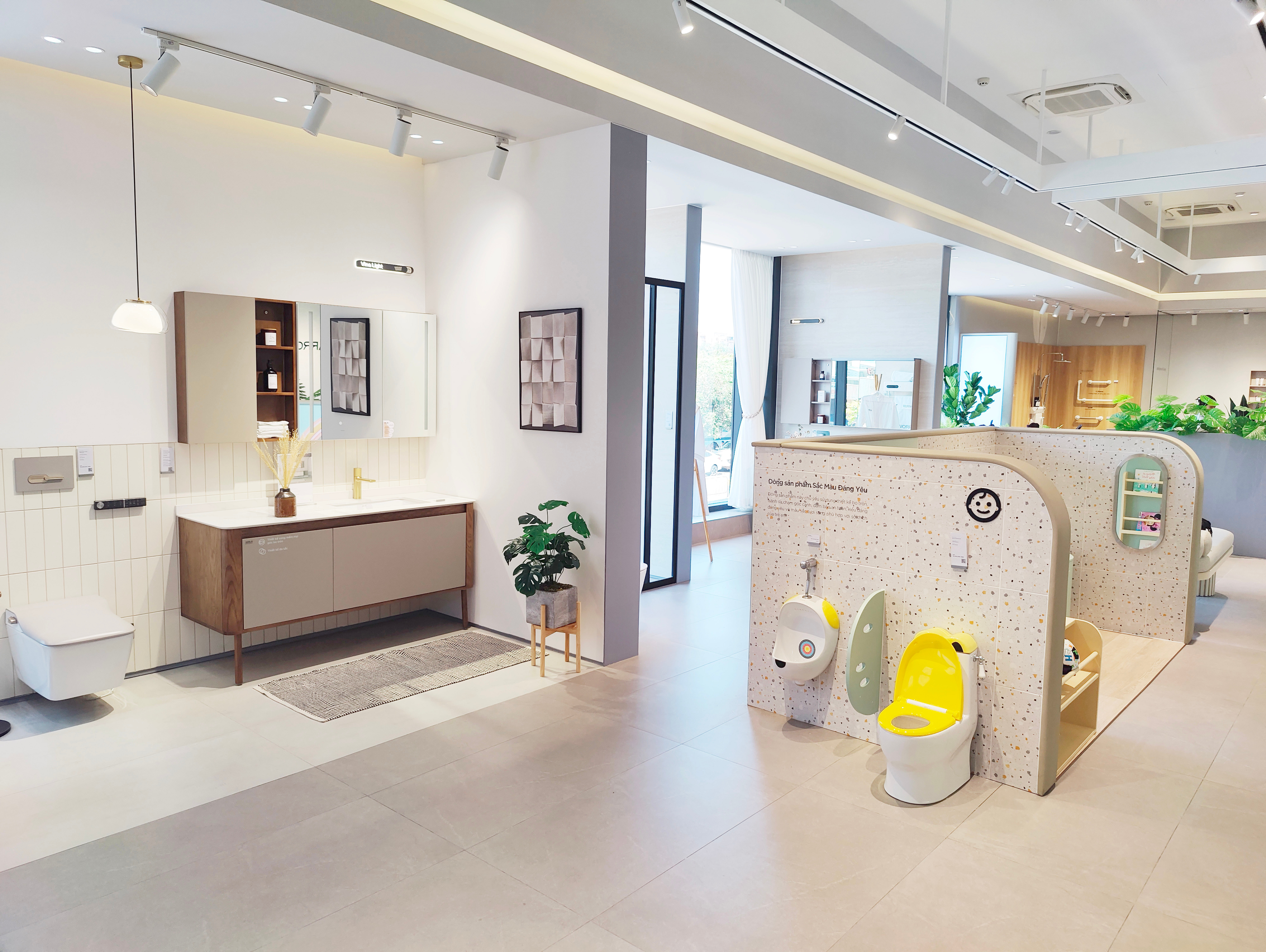ARROW flagship showroom interior